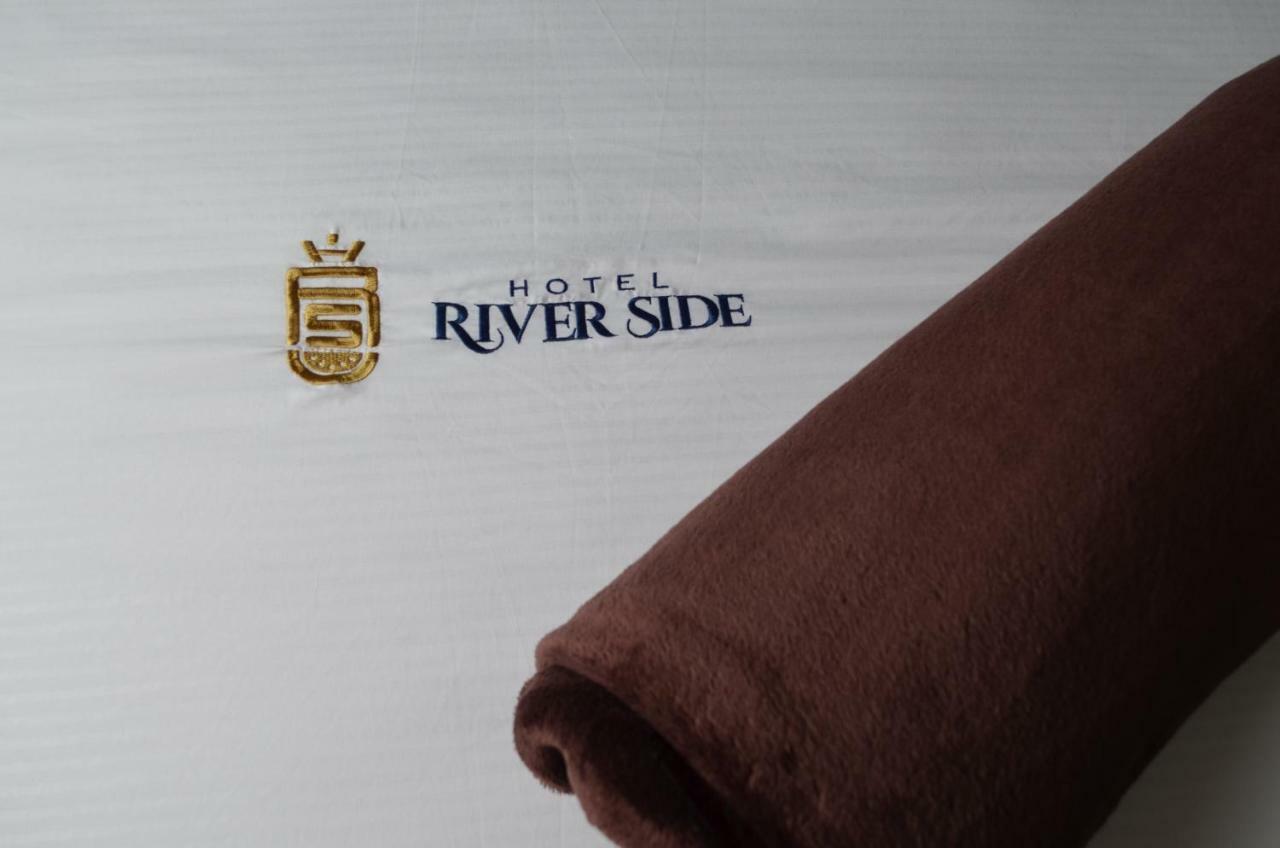 Hotel River Side